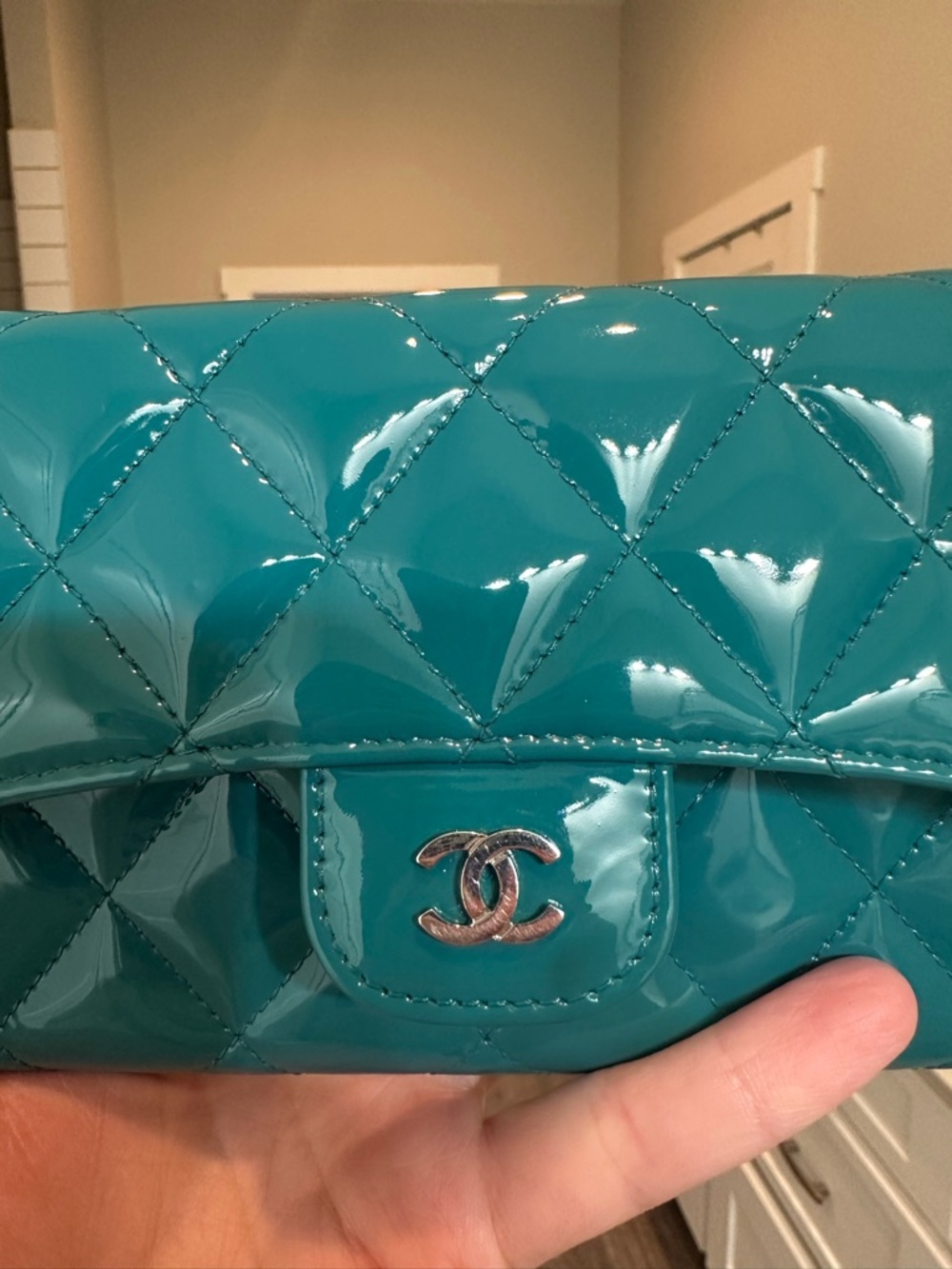 Pre-Owned CHANEL Turquoise Quilted Patent Leather Wallet - Picture 6 of 8
